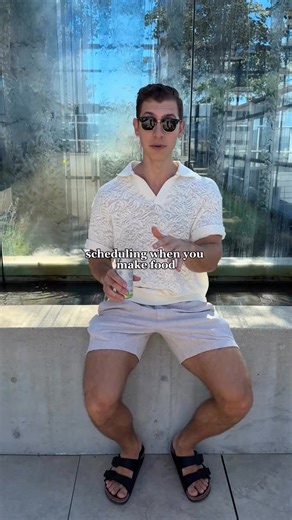 1.1K views | Comment “MACROS” to get your calories and macros calculated for your weight loss goals #weightlossjourney #fatlosstips #weightlosstips | Andrew x Chrissy | Facebook