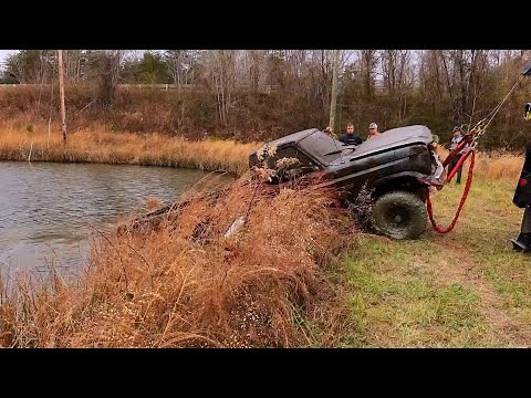 Diving YouTubers Find Man Missing for 3 Years