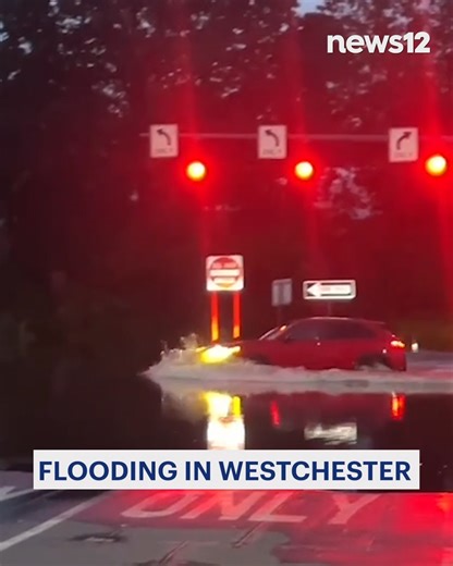STORM AFTERMATH: Flooding early this morning on Saw Mill River Parkway in Yonkers. Watch News 12 for updates. - https://bit.ly/3xiykQP | News 12 Hudson Valley