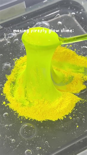 let’s make firefly glow slime 💕🫶 #bigbatchslime #clearslime #slimegirl