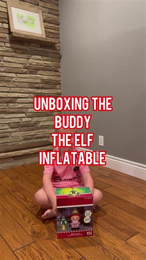 Unboxing My Buddy the Elf Inflatable from Home Depot