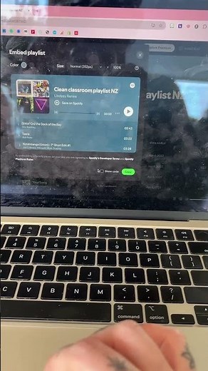 The hack you never knew you needed with @classroomscreen and @spotify 🙊😎