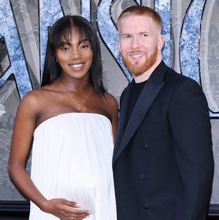 Strictly's Neil Jones lets Love Island girlfriend tattoo his leg