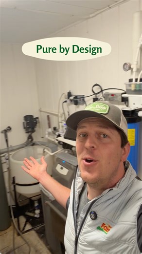 Oasia Farms on Instagram: "Pure spirulina isn’t luck. It’s chemistry. If toxins never enter the system, they can’t end up in your food. #spirulina #oasiafarms #howitsmade #nutrition #microalgae #futureoffood #farmtok #sciencefacts"