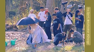 12K views · 826 reactions | แอบถ่ายกองละคร ลื่นไปที ©️®️ on VDO FoxSpiritMatchmaker3 WangQuan 狐妖小红娘 狐妖小红娘王权篇 王权篇 #CHENGYI  #成毅 諾 #เฉิงอี้ #เฉิงอี้成毅ThailandFanClub #ChengyiThailandFanClub | เฉิงอี้ 成毅 ChengYi Thailand Fan Club | Facebook