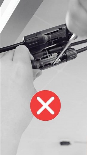 MC4 connector tricks #hoymiles #electric #tricks #disassembly