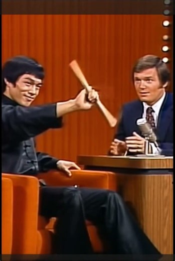 Bruce Lee’s Secret Nunchaku Skills (1970s Demo) 😱