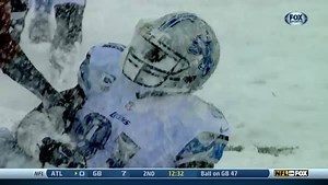 Because Calvin Johnson, Jr. making plays in the SNOW is just the best. #HBDMegatron 🙌❄️🏈 | NFL