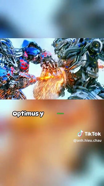 Galvatron is an upgraded version of Megatron, so why doesn't he dare to fight Optimus Prime to the death? #Megatron #OptimusPrime #Transformers #ScienceFiction #MovieCommentary