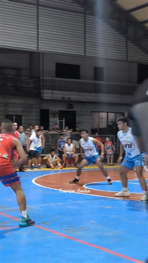 Q3 AMLAN PAUGNAT ’25 SEMIS: Bio-os vs Tandayag Pure tension from tip-off to buzzer — neck-and-neck scores, locked-in defense, and plays answered on both ends. No one blinked. But with that twice-to-beat edge, Tandayag stayed composed, closed strong, and punched their Finals ticket with a tight 94–91 win. Peter Paul Omole showed veteran calm under pressure and earned Player of the Game. Finals-bound. Business handled. 🏀💥🔥 #amlanrising #amlanhoopers #TourismAmlanNew #AwesomeAmlan | Tourism Amla