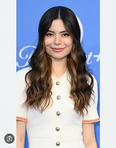 Shakespeare by Miranda Cosgrove