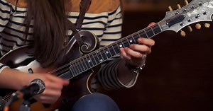Video: Sierra Hull on Her Signature Mandolin Style