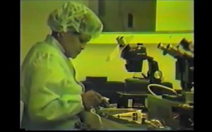 如何制造计算机芯片？——Commodore计算机工厂实拍