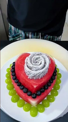 Creative Watermelon Cake In just a few simple steps, you can make a beautiful and delicious fruit c