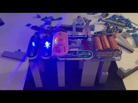 Snap Circuits Bric Structures: Elevated Circuit