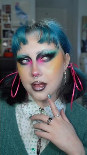 let me prove you wrong hehe! give me any colour combo & i know i can make them look good together🤭