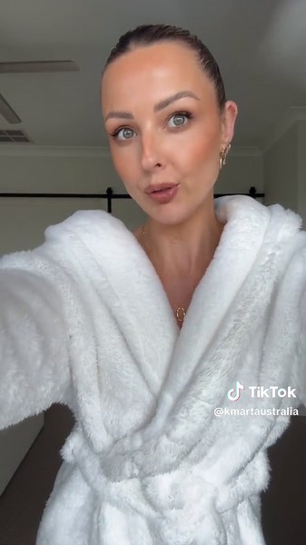 The $8 Beauty Light Wand Spotlight You Need from Kmart