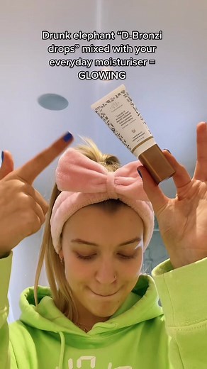 Drunk Elephant D-Bronzi Drops: A Natural Bronze Moisturizer Review