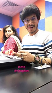 झूठा प्राणी 😝🤣 #rjraghavindiaa #raghavreel #digitalliraghav Ayushi Kamthan RJ Raghav Page | RJ Raghav