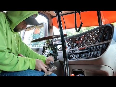 How To Make Your Steering Wheel Drop Down Lower! (Peterbilt 389)