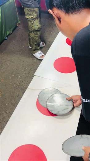 👧 : Dad, I also want to play #nightmarket #game #games #trend #prizes