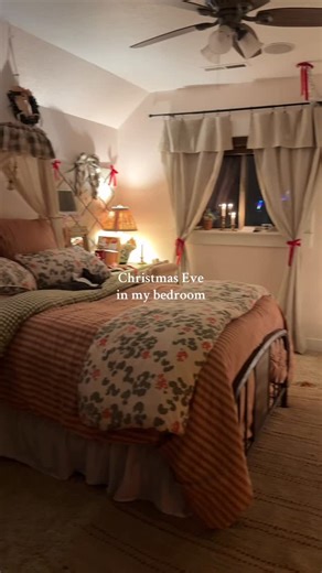 Jane on Instagram: "A cozy Christmas Eve in my bedroom. I think a piece of me will always believe in Santa Claus; He brought me too much joy as a child not to. 🎅🏻✨🕯️🦌 . . . . . . . . . . Christmas decor| Christmas bedroom | cozy Christmas | cottage Christmas | nostalgic Christmas"
