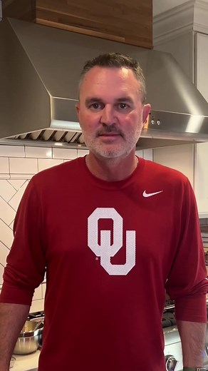 Been working on Chicken Parmesan lately. Getting better, welcome your thoughts. Forgot to season my chicken in the video, I’m sure that will be brought to my attention in a friendly manner. Congrats to OU Softball….4Peat National Champion! Boomer -Chicken Breast, butterfly, tenderize and pound to thin even consistency. Season with S&P -Flour seasoned with S&P, garlic powder -2 eggs scrambled season -Panko or Bread Crumbs, both good. Season with S&P, garlic powder and Parmesan cheese -Use red sau