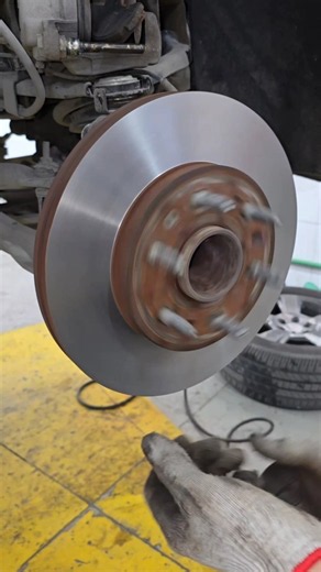gmc suburban install new brake pads and rotor resurfacing #automobile #mechanic #shorts