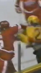 #HFat60percentspeed det • joey KOCUR 🆚 cam NEELY • van hockeyfights.com/fights/58638 1985 nov 11 • nhl #redwings #canucks | hockeyfights.com