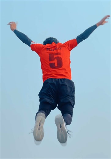 Before → After run #consistencyiskey🔑 #5kmrun #personalrecord #bishal_hevc #strava