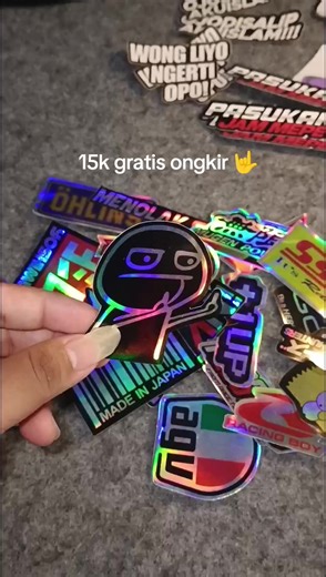 beli 1 dapat 24 stiker hologram #stikerhelm #stikermotor #stiker #fypシ #stikerhologram