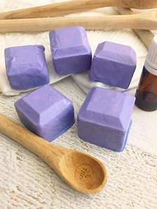 Homemade Shower Melts Recipe (only 3 ingredients!)