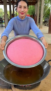 568K views · 7.1K reactions | How to crispy red cake recipe | Closet Cooking | Facebook