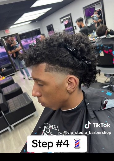 💈VIP STUDIO BARBERSHOP💈 #fyp #barber #dominicanbarber #vipbarbershop #booknow📱📲 #tpa #florida