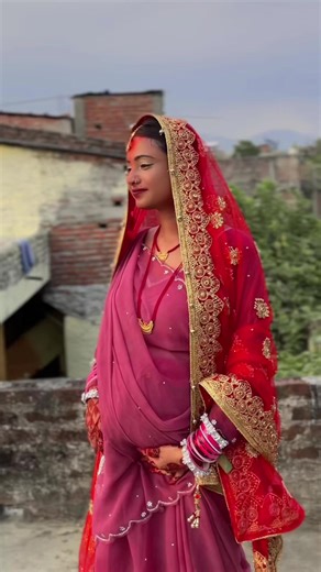 Reshmee Kashyap singing backup vocals (viral TikTok clips)