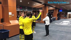 51K views · 874 reactions |  Guten Morgen, Amerika!  Guten Abend, Deutschland! ‍♂️ Tobias Jöhren mit den Infos zum BVB-Training auf dem Gelände der Seattle Seahawks. | Borussia Dortmund - BVB | Facebook