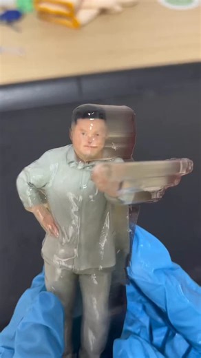 刘帅 on Instagram: "From Photo to 3D Figurine-Magica!#fuying3D #memoria"