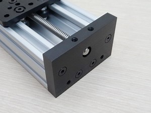 C-beam End Mount (Black)