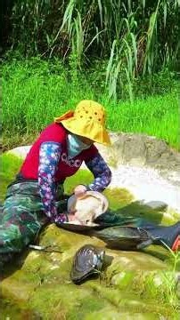 I Found a $5,000 PEARL Inside This Oyster! 😱