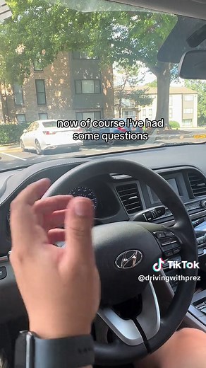 Proper Hand Placement for Your Driving Test