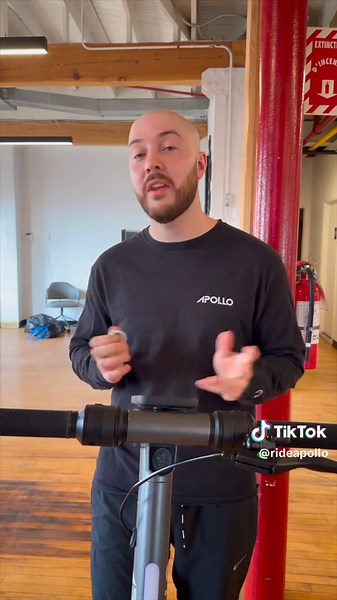 NEVER lose your scooter 🚔 #rideapollo #apolloscooters #electricscooter #apollogo #airtag #apple