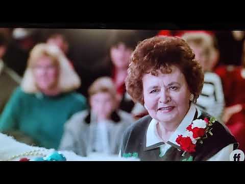 home alone 2- funny choir scene