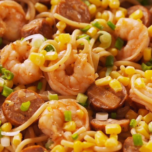 642K views · 5.7K reactions | This one-pot spaghetti is the easiest...