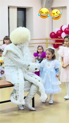 😂😂😂#смешноевидео #gulkili #новыйгод #funnykidsoftiktok | funny kids