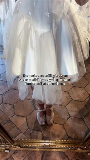 this is your sign to wear a basque-waist mini dress for your reception, paired with our Celestial Glow veil with glowing stars 💫 #weddingdressshopping #bridalmini #weddingtrends #vintageweddingdress #veil #weddingdress #weddinginspiration #secondlook #receptiondress | Boom Blush