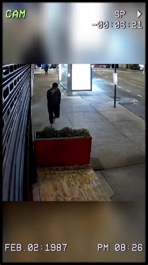 Winter Sidewalks Don’t Forgive ❄️ #WinterSlip #FunnyFalls #SlipAndFall #FailMoments #Trending