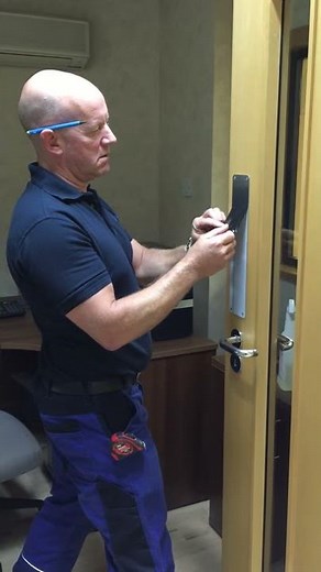 Stainless steel door plate installation