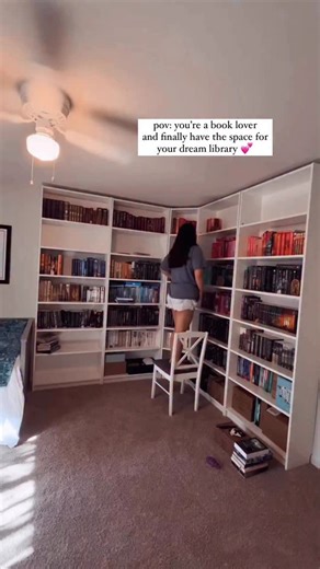 For the ones looking to grow their bookstagram account in 2026 ⤵️ 💭 What’s your favorite part of bookstagram? Here’s the secret to growing your Bookstagram by thousands of followers in 2026…you ready? THERE ISN’T ONE 🎊 Many accounts out there like to say they have the secret sauce to grow your account by thousands of followers in a week, but in all honesty, only a few accounts go through that drastic growth in that short amount of time 🥹🤍 That’s not to say it’s not possible…it is, and I’ve s