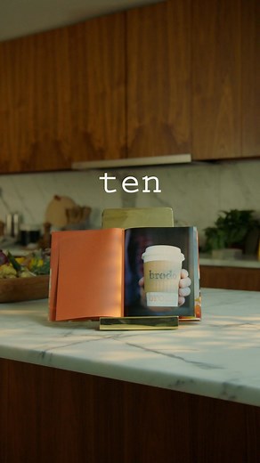 You haven't had bone broth until you've had Brodo: the sippable bone broth that's delicious enough to drink every day and created by an award-winning chef. Brodo has 10g protein, just 50 calories, and is made from scratch with pasture-raised organic chicken and grass-fed beef. All of our vegetables are organic, and you won't find any powders, pastes, or preservatives in our broth; just real, whole food ingredients. The health benefits of drinking high quality bone broth are unrivaled as a daily