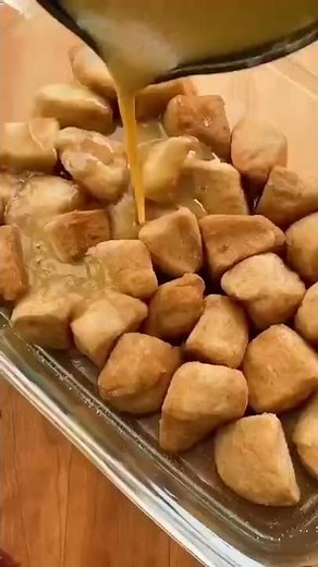 Easy Pull-Apart Caramel Rolls | Food Network